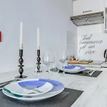 L Oasis Proche Hopital Et Aeroport Piscine Parking &netflix Apartament *