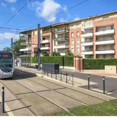 L Oasis Proche Hopital Et Aeroport Piscine Parking &netflix Apartament *