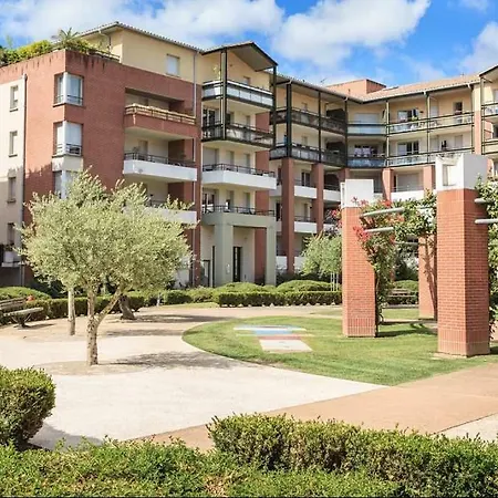 L Oasis Proche Hopital Et Aeroport Piscine Parking &netflix Daire